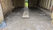 Barn wet concrete 08.jpg